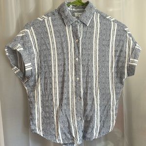 *SOLD* Womens Blue & White Cropped Button-Down | Size XS